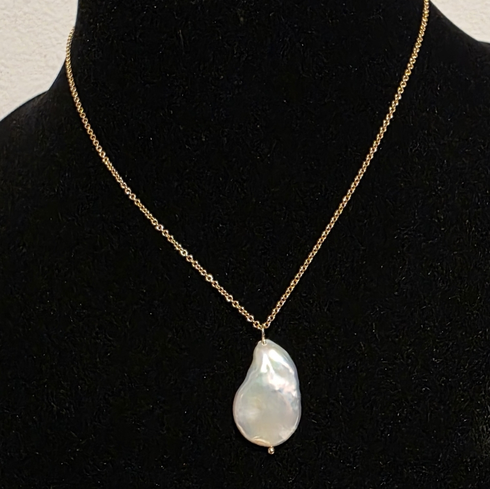 AZLEE Unique Shaped 1" White Baroque Pearl Necklace Solid 18k Gold New